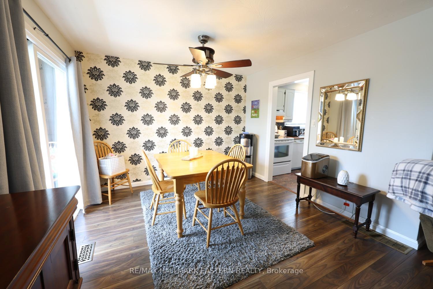 Photo 13 of 1000 Cumberland Avenue, Peterborough, Northcrest Ward 5 — HOMEH