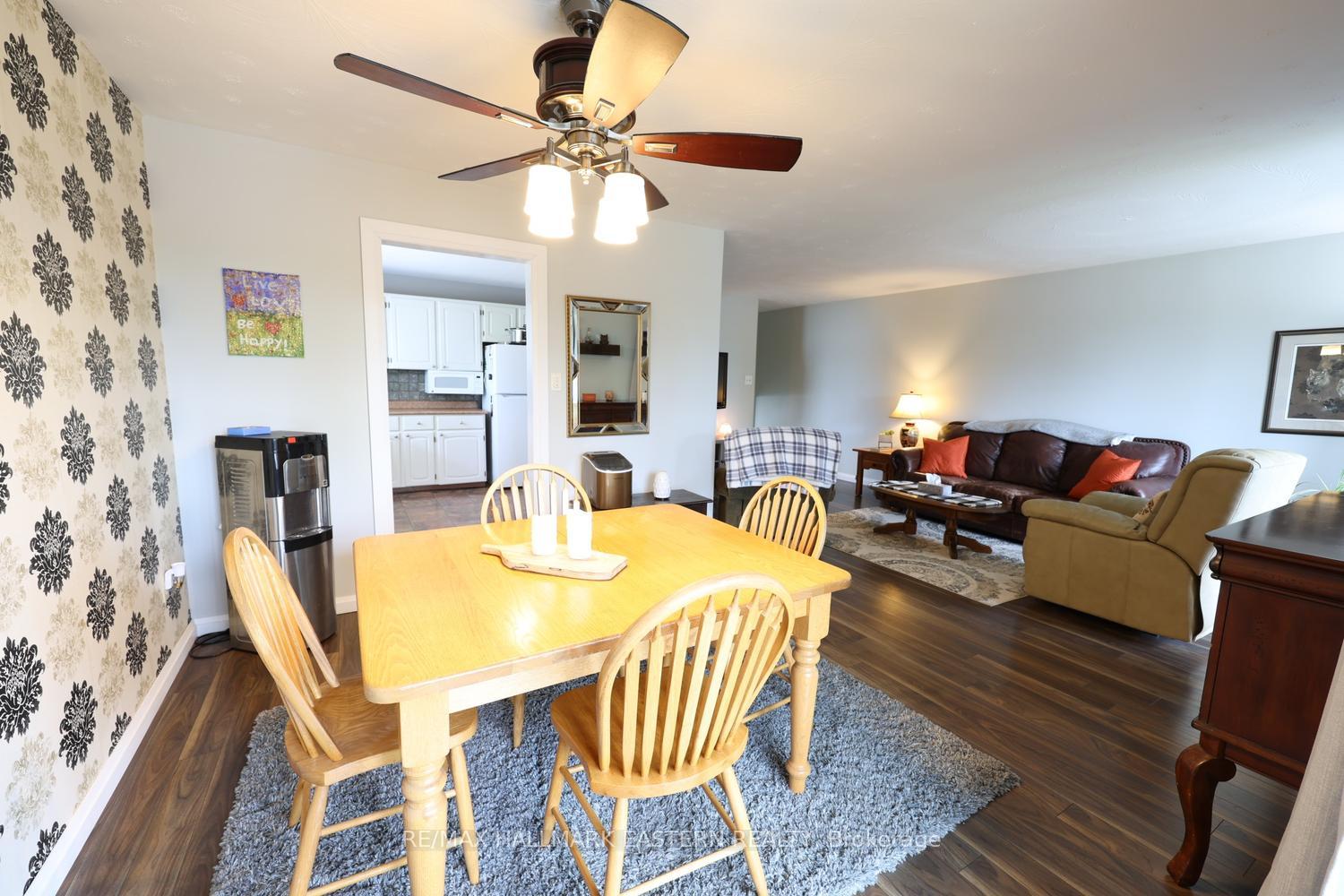 Photo 14 of 1000 Cumberland Avenue, Peterborough, Northcrest Ward 5 — HOMEH