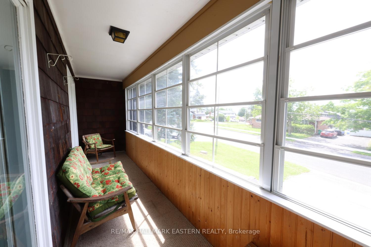 Photo 18 of 1000 Cumberland Avenue, Peterborough, Northcrest Ward 5 — HOMEH