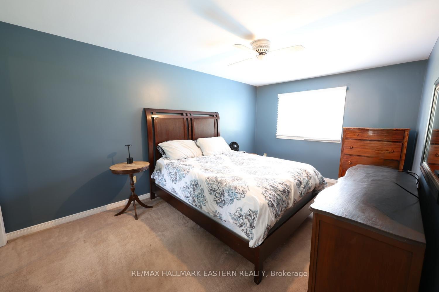 Photo 20 of 1000 Cumberland Avenue, Peterborough, Northcrest Ward 5 — HOMEH