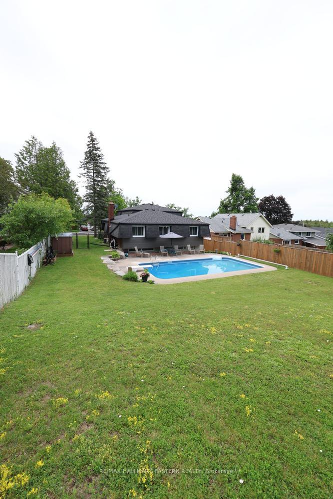 Photo 41 of 1000 Cumberland Avenue, Peterborough, Northcrest Ward 5 — HOMEH