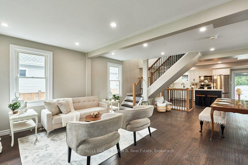 Photo 3 of 63 Orchard View Boulevard, Oshawa, Centennial — HOMEH
