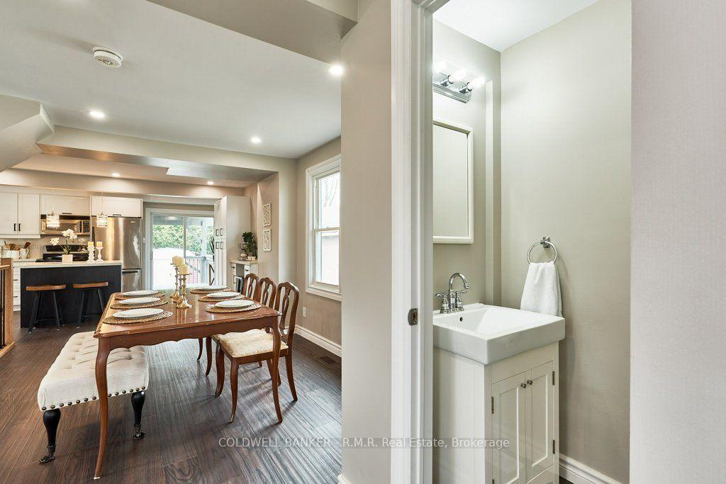 Photo 6 of 63 Orchard View Boulevard, Oshawa, Centennial — HOMEH