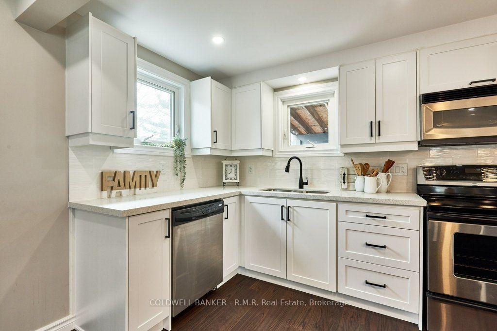 Photo 17 of 63 Orchard View Boulevard, Oshawa, Centennial — HOMEH