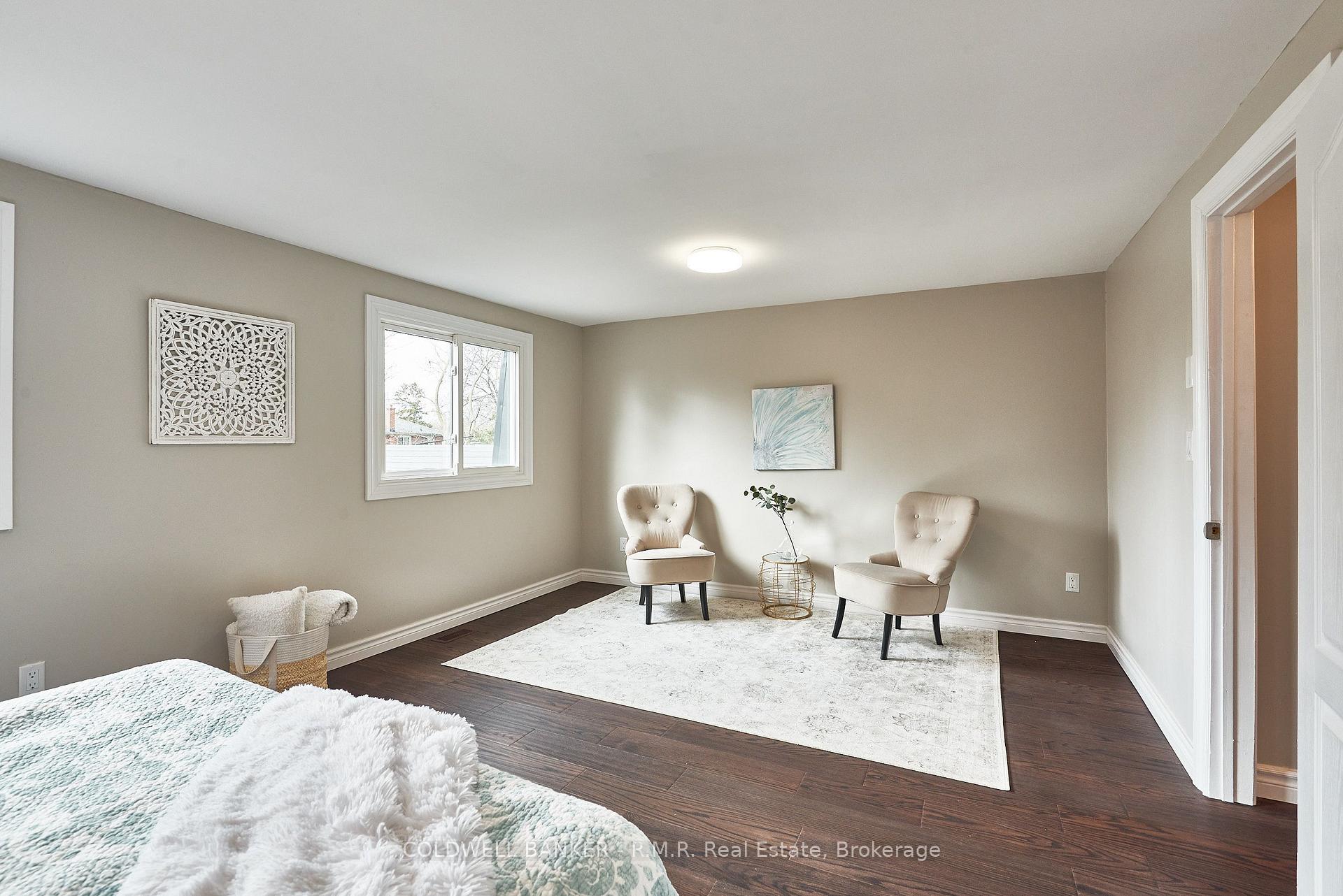 Photo 23 of 63 Orchard View Boulevard, Oshawa, Centennial — HOMEH