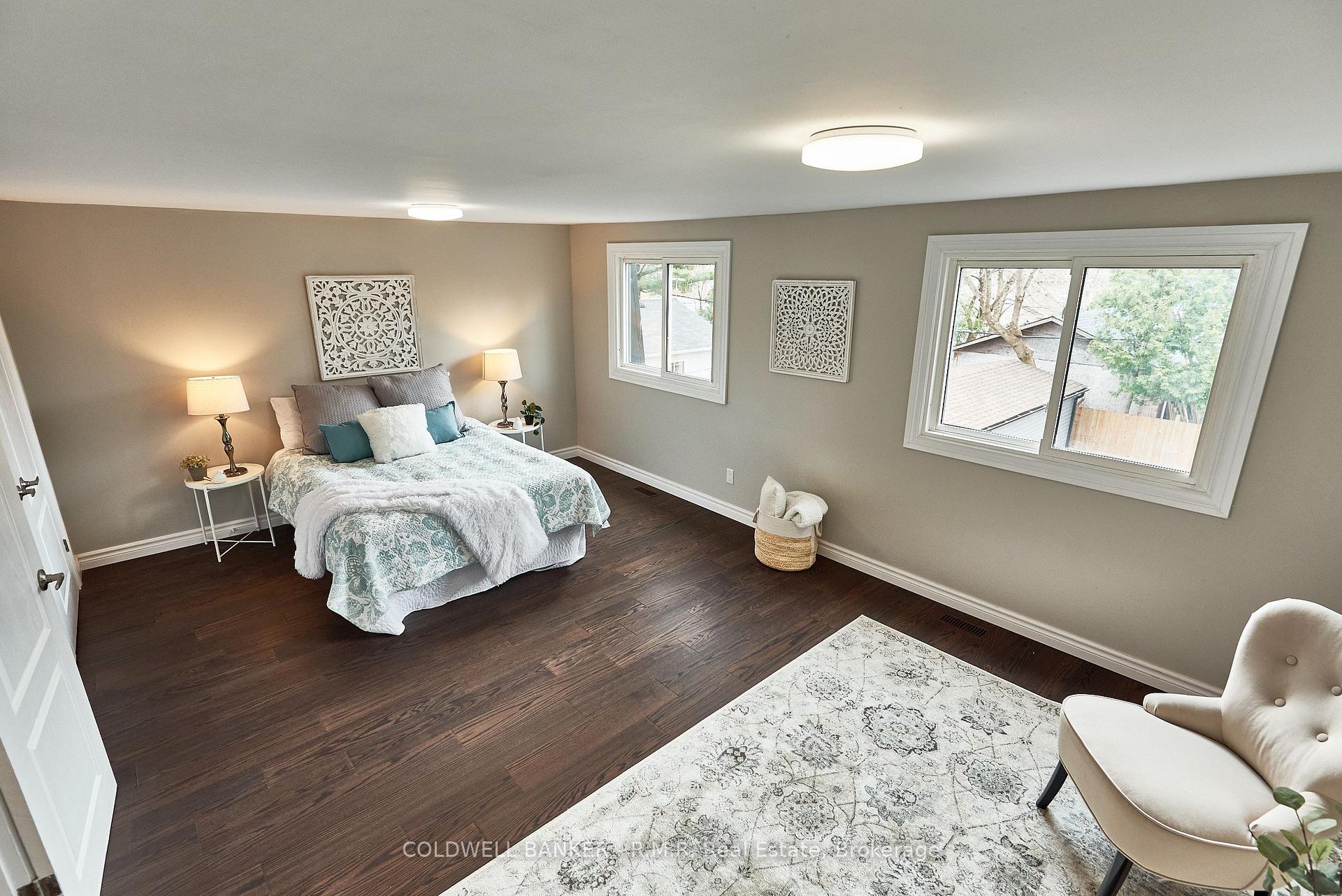 Photo 24 of 63 Orchard View Boulevard, Oshawa, Centennial — HOMEH