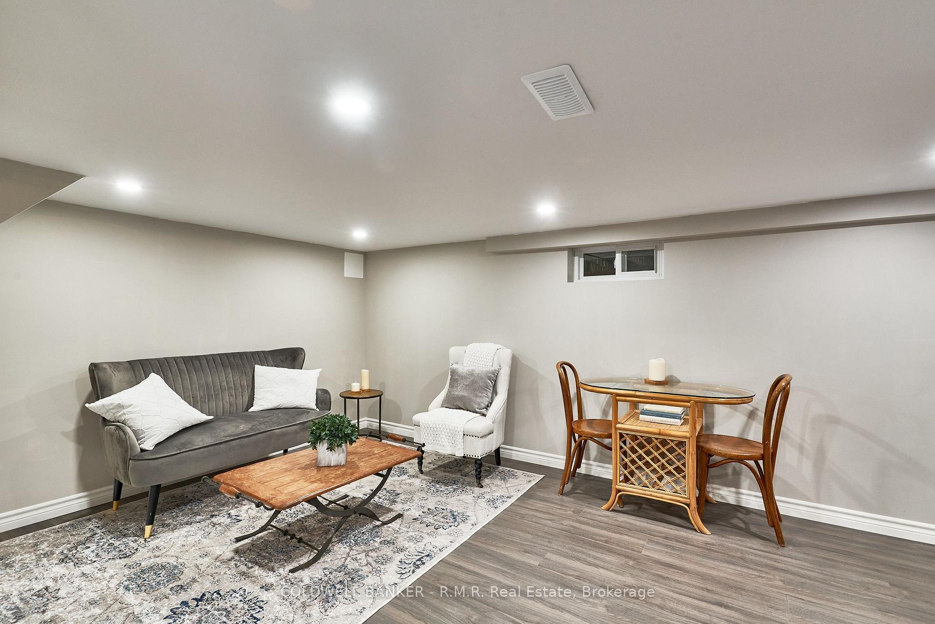 Photo 37 of 63 Orchard View Boulevard, Oshawa, Centennial — HOMEH