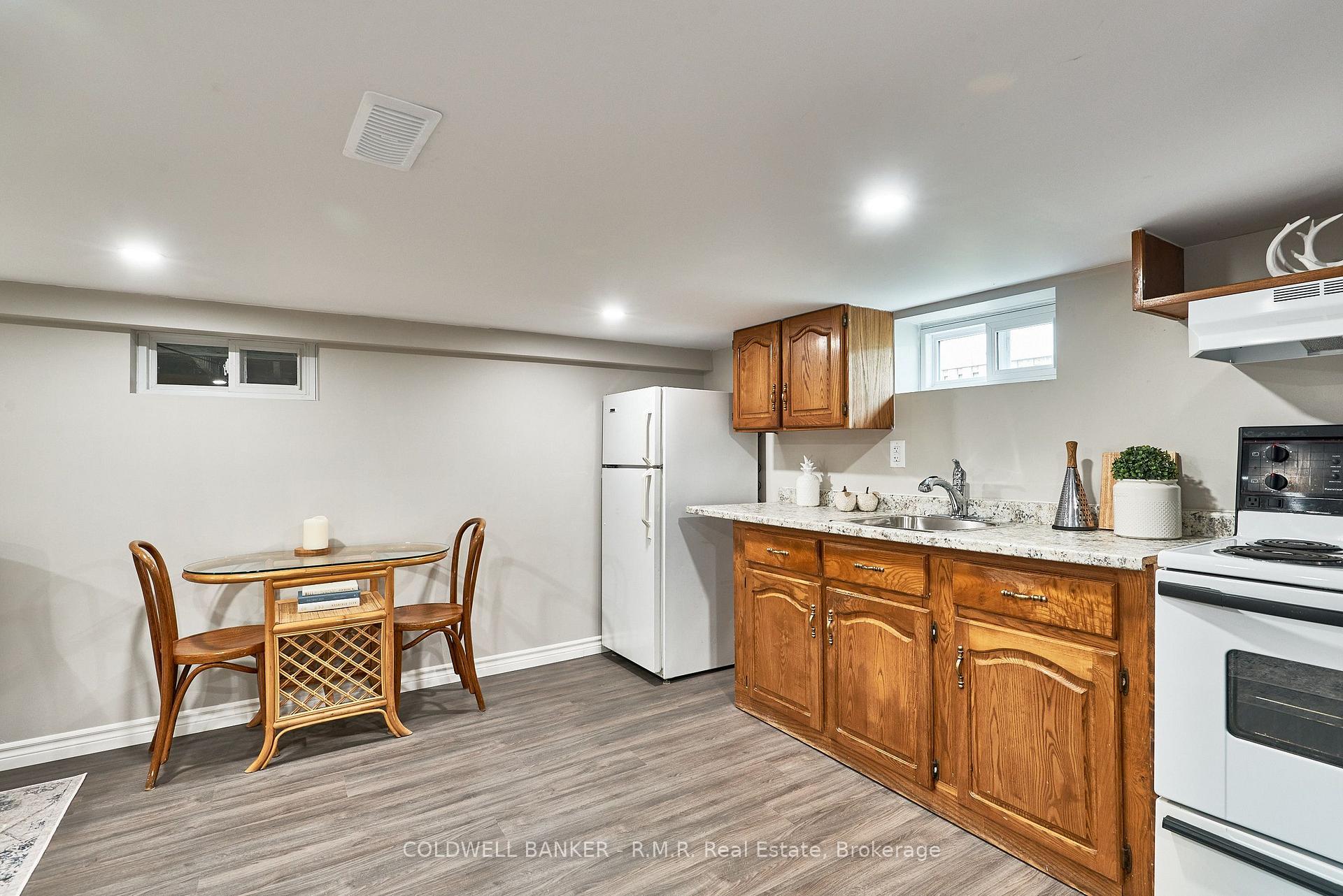 Photo 38 of 63 Orchard View Boulevard, Oshawa, Centennial — HOMEH