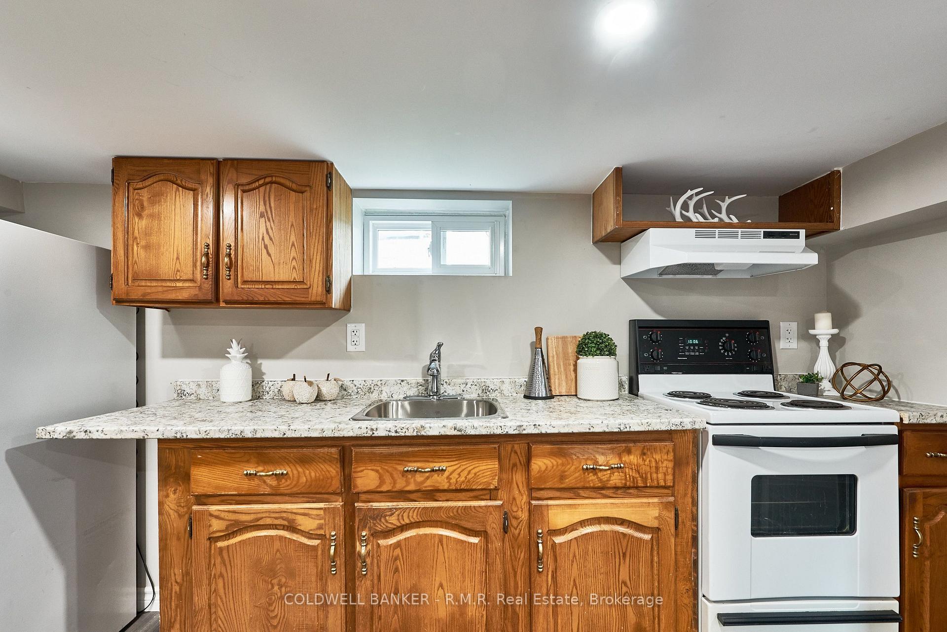 Photo 39 of 63 Orchard View Boulevard, Oshawa, Centennial — HOMEH