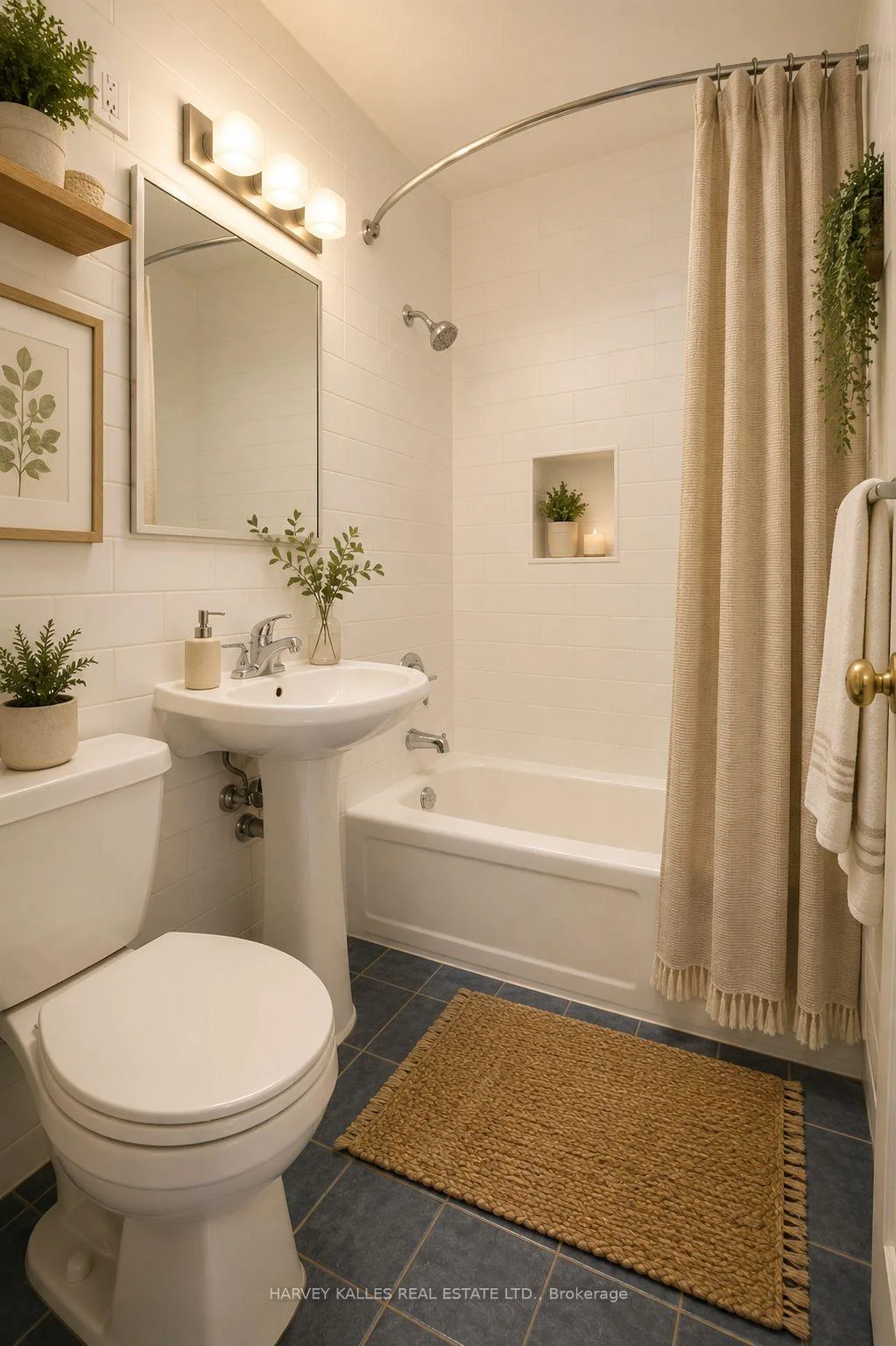 Photo 16 of Unit 411, 160 The Donway, North York, Banbury-Don Mills — HOMEH
