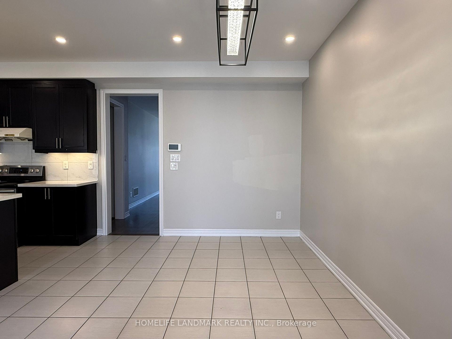 Photo 10 of 52 Luzon Avenue, Markham, Box Grove — HOMEH