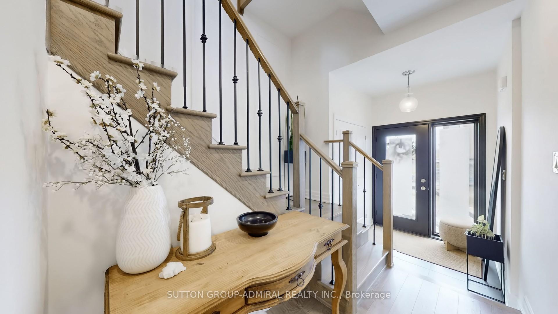 Photo 17 of 60 Juneau Street, Vaughan, East Woodbridge — HOMEH