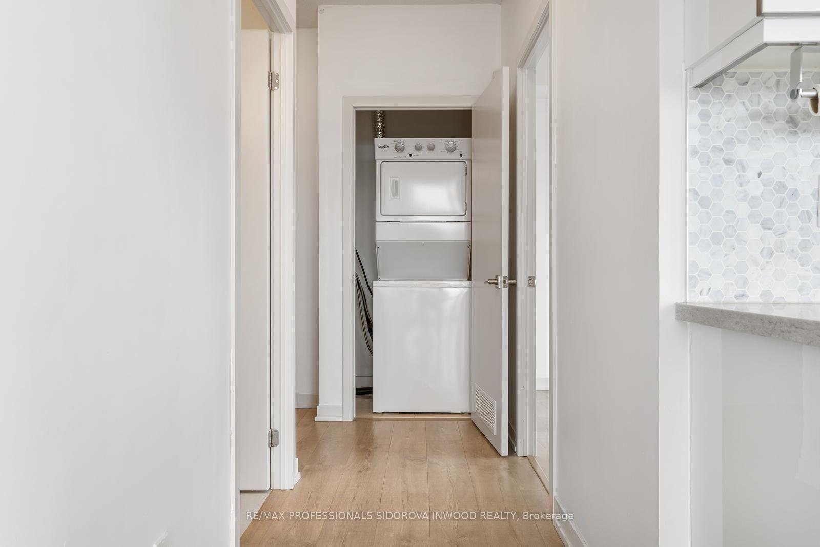 Photo 12 of Unit 1203, 2087 Fairview Street, Burlington, Freeman — HOMEH