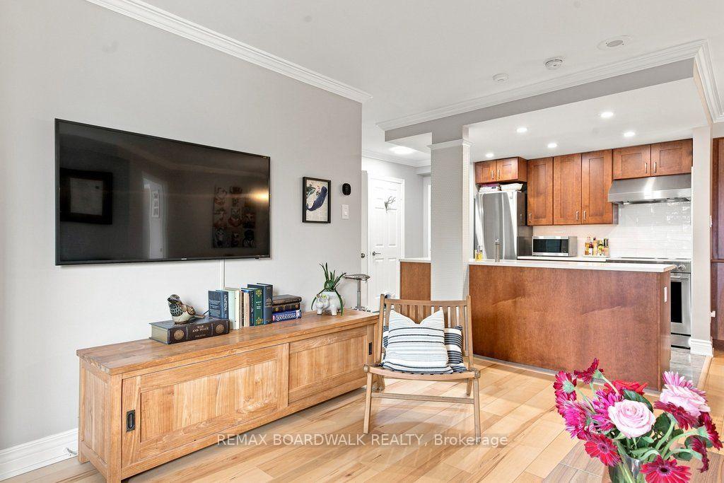 Photo 12 of Unit 307, 959 North River Road, Ottawa, Overbrook — HOMEH