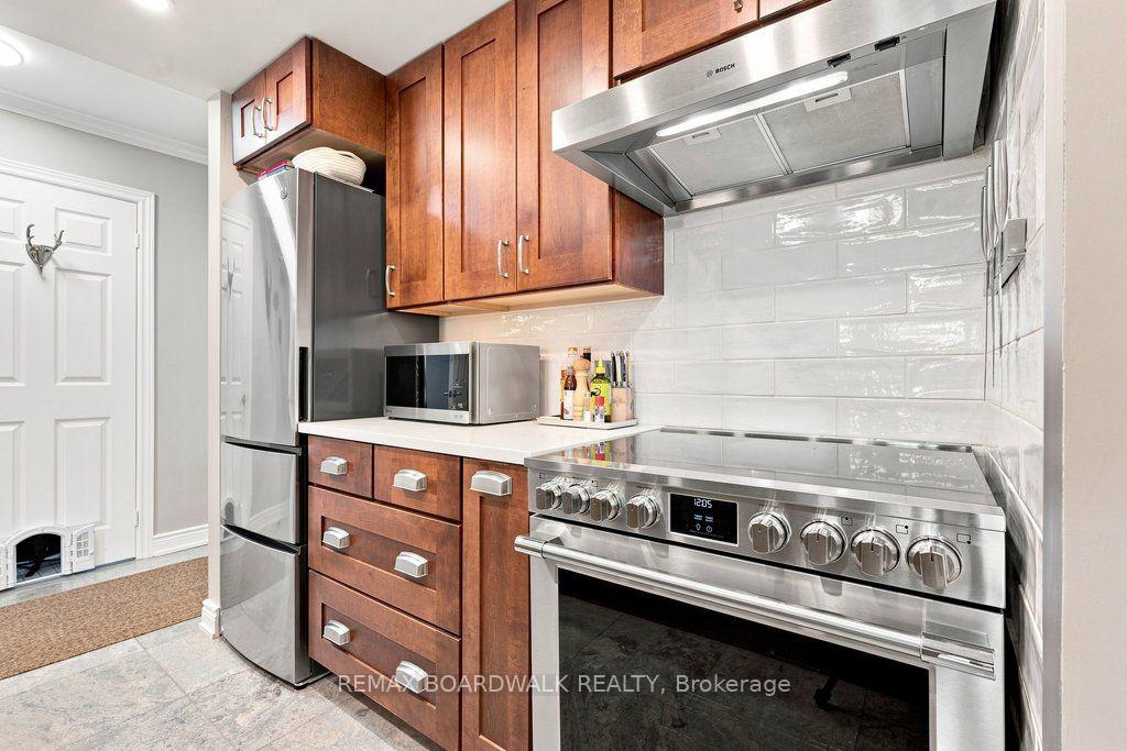 Photo 16 of Unit 307, 959 North River Road, Ottawa, Overbrook — HOMEH