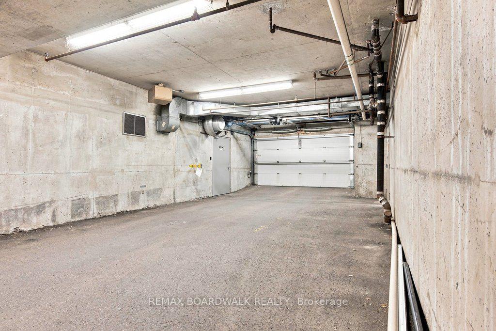 Photo 37 of Unit 307, 959 North River Road, Ottawa, Overbrook — HOMEH