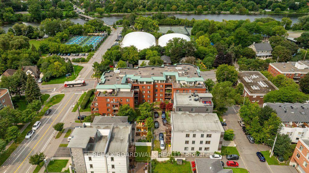 Photo 43 of Unit 307, 959 North River Road, Ottawa, Overbrook — HOMEH
