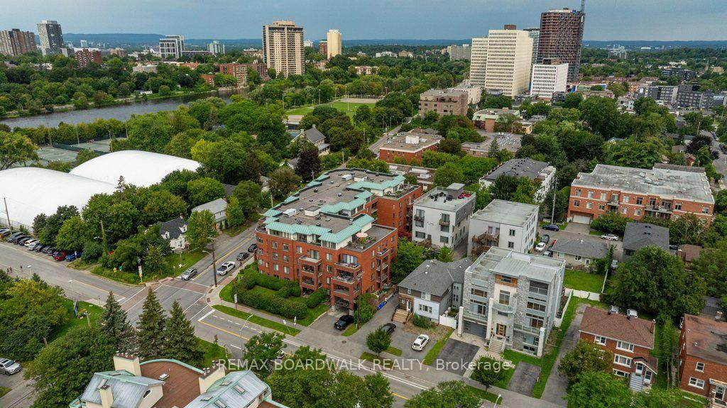 Photo 44 of Unit 307, 959 North River Road, Ottawa, Overbrook — HOMEH