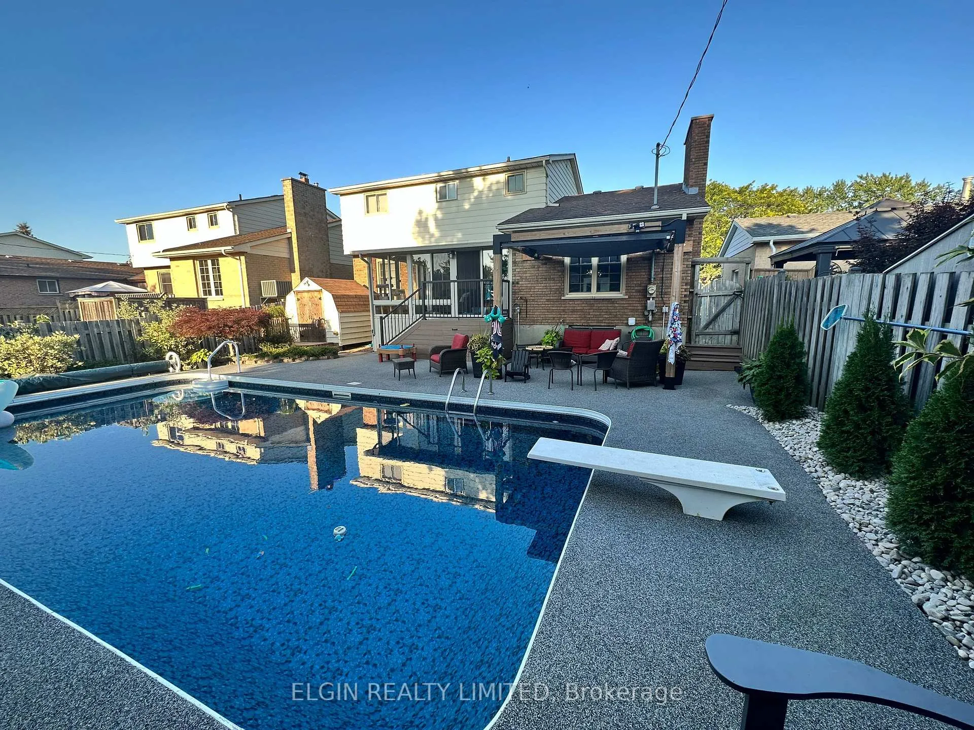 Photo 13 of 39 Luton Crescent, St. Thomas — HOMEH