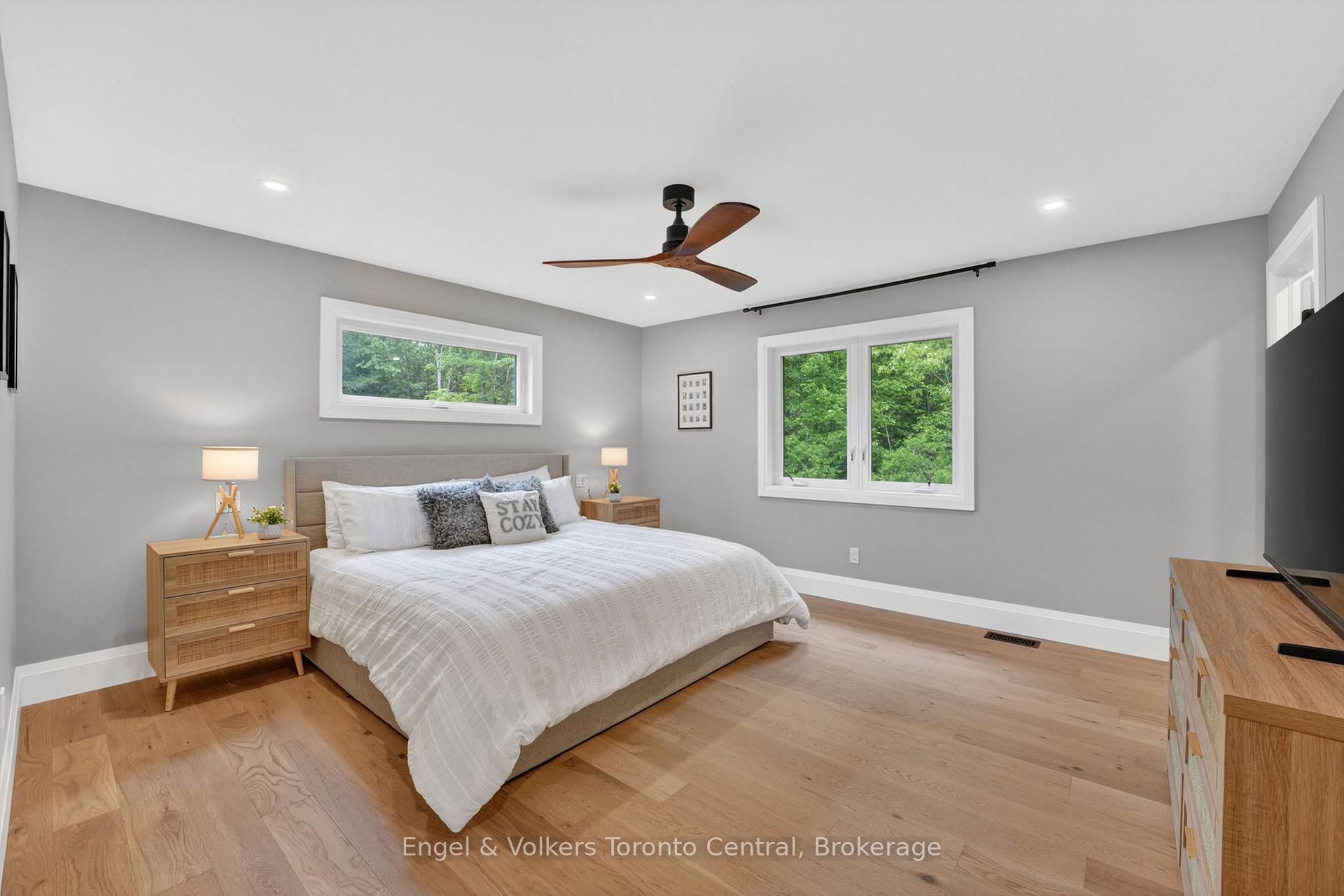 Photo 17 of 1093 Highway 141 Drive, Seguin — HOMEH