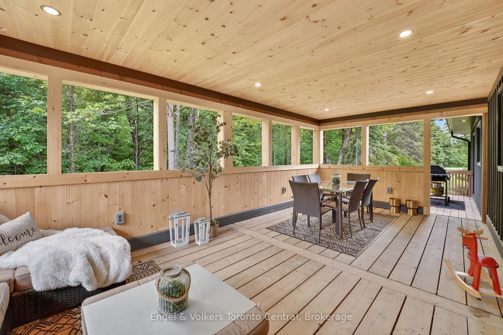 Photo 28 of 1093 Highway 141 Drive, Seguin — HOMEH