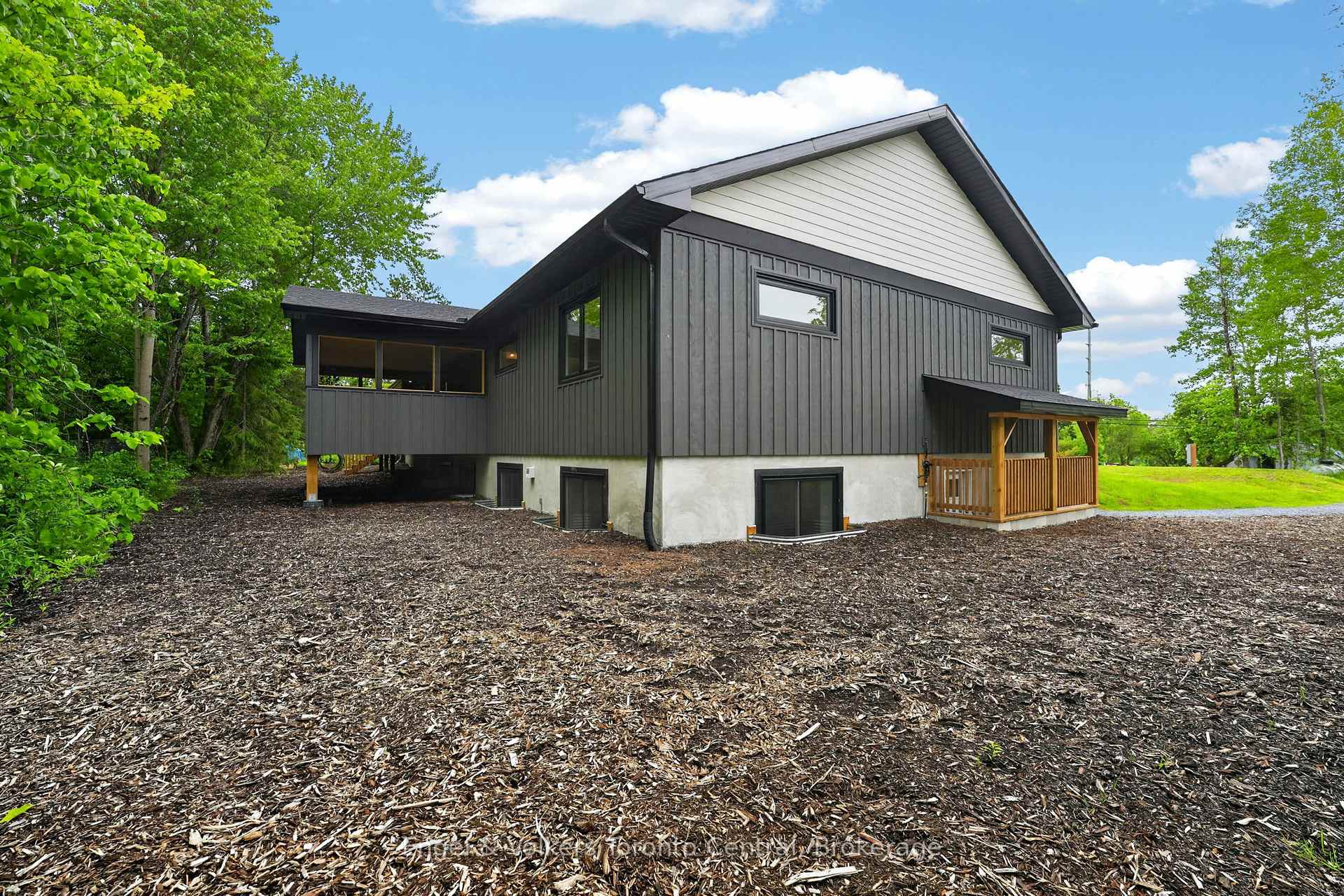 Photo 35 of 1093 Highway 141 Drive, Seguin — HOMEH