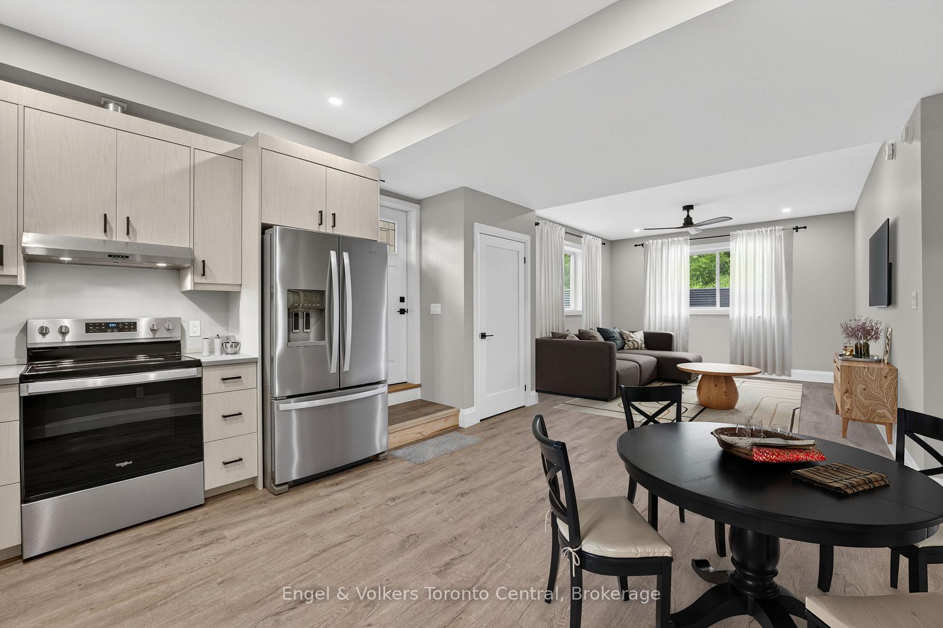 Photo 37 of 1093 Highway 141 Drive, Seguin — HOMEH