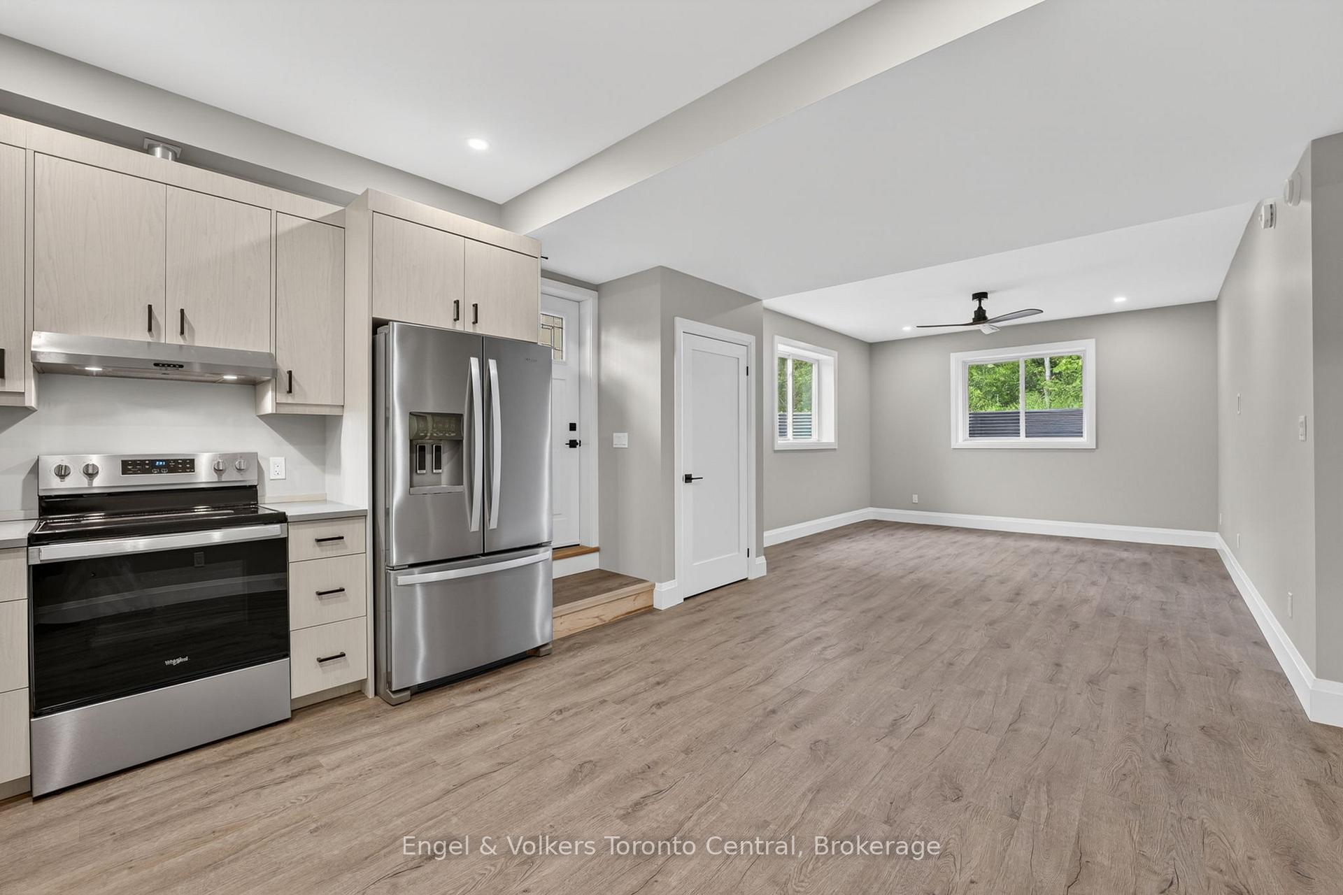Photo 39 of 1093 Highway 141 Drive, Seguin — HOMEH
