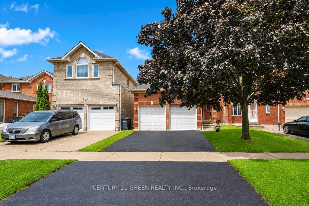 Photo 2 of 1446 Grossi Street, Mississauga, East Credit — HOMEH