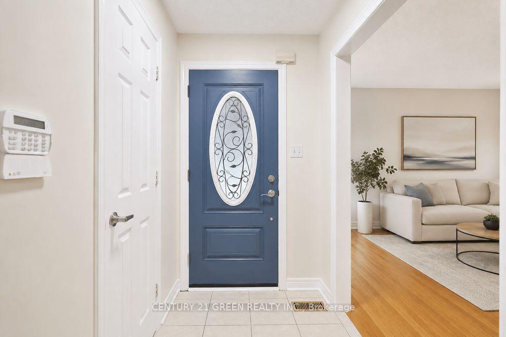 Photo 6 of 1446 Grossi Street, Mississauga, East Credit — HOMEH
