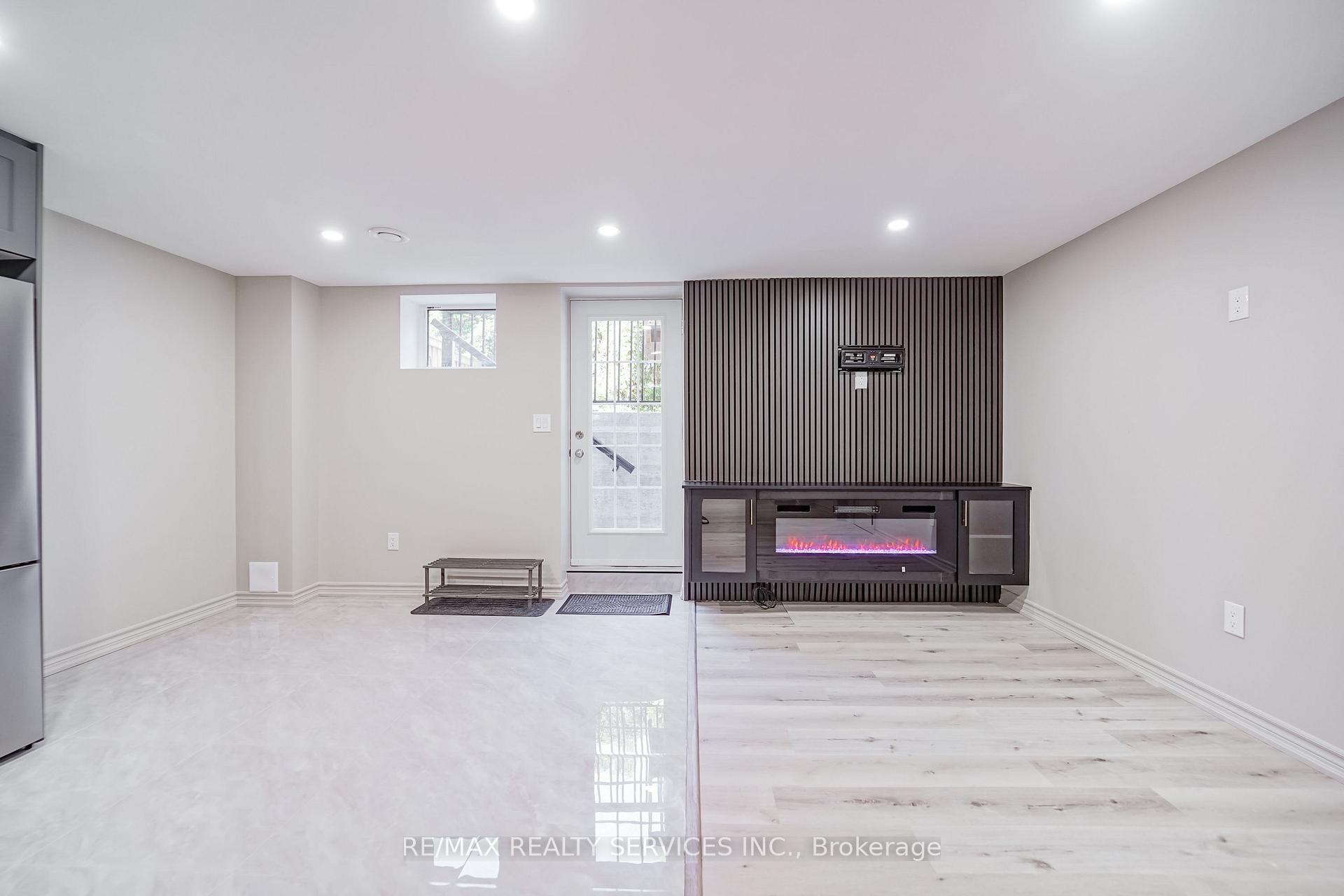 Photo 9 of Unit Bsmt, 74 Bremner Street, Whitby, Rolling Acres — HOMEH