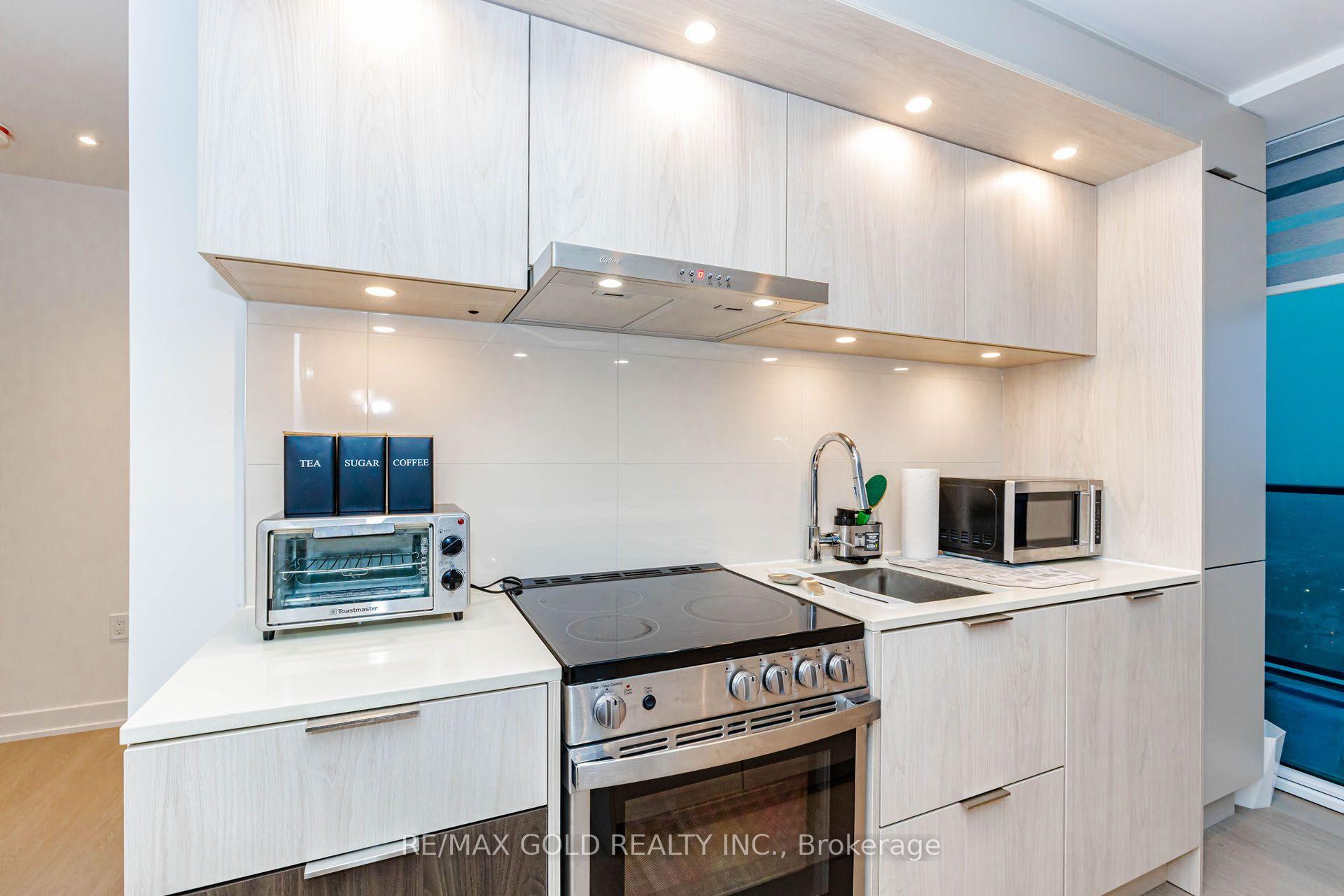 Photo 21 of Unit 4408, 448 Burnhamthorpe Road, Mississauga, City Centre — HOMEH