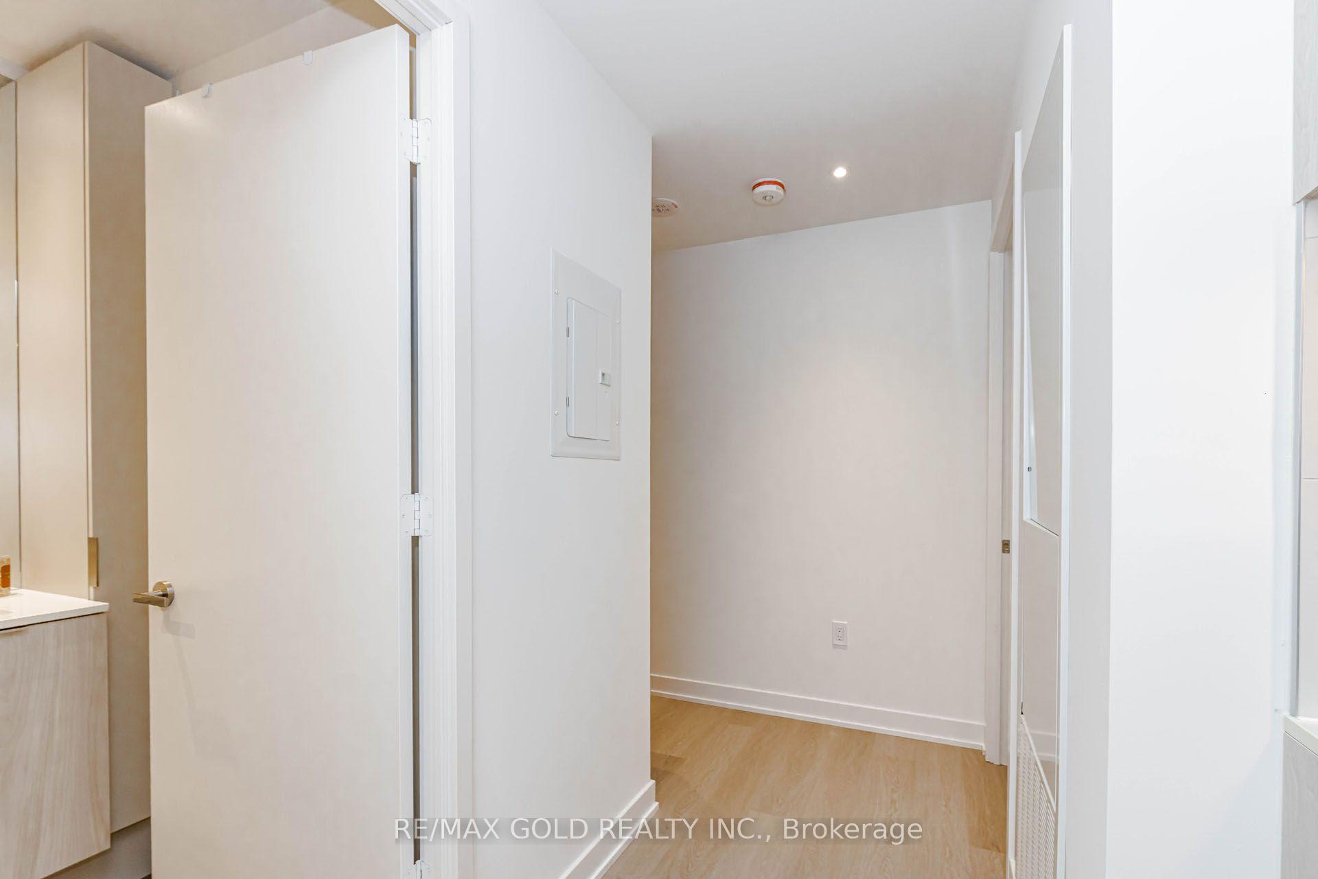 Photo 29 of Unit 4408, 448 Burnhamthorpe Road, Mississauga, City Centre — HOMEH