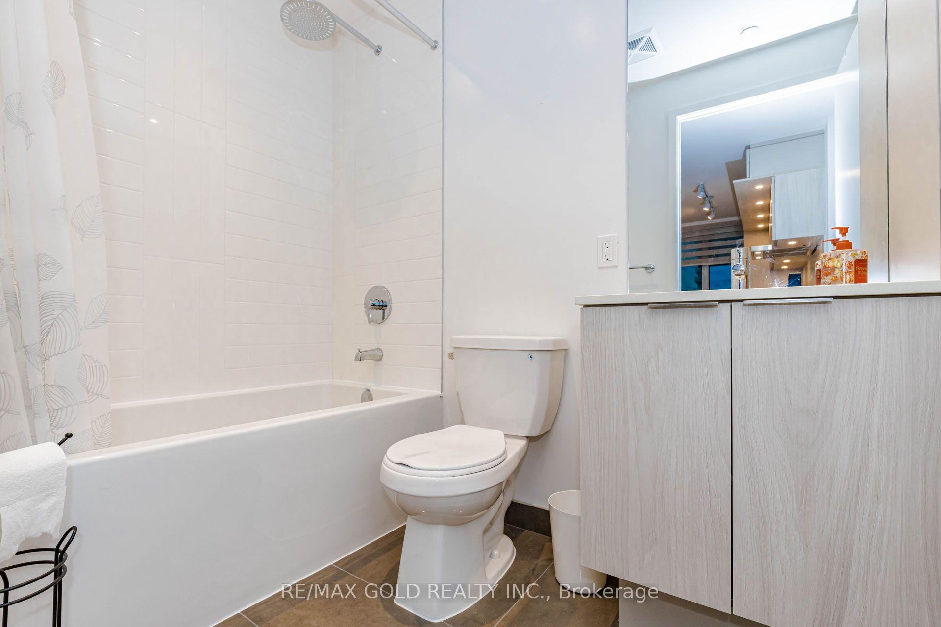 Photo 38 of Unit 4408, 448 Burnhamthorpe Road, Mississauga, City Centre — HOMEH