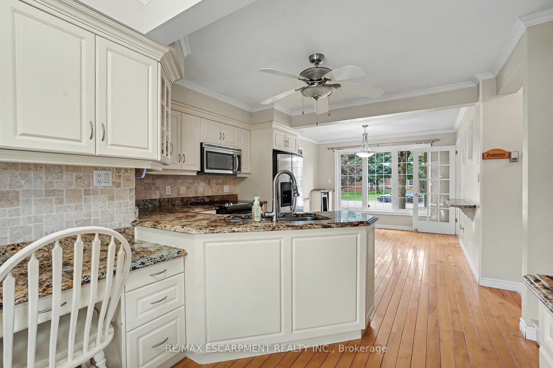 Photo 12 of 21 Farewell Crescent, West Lincoln, Smithville — HOMEH