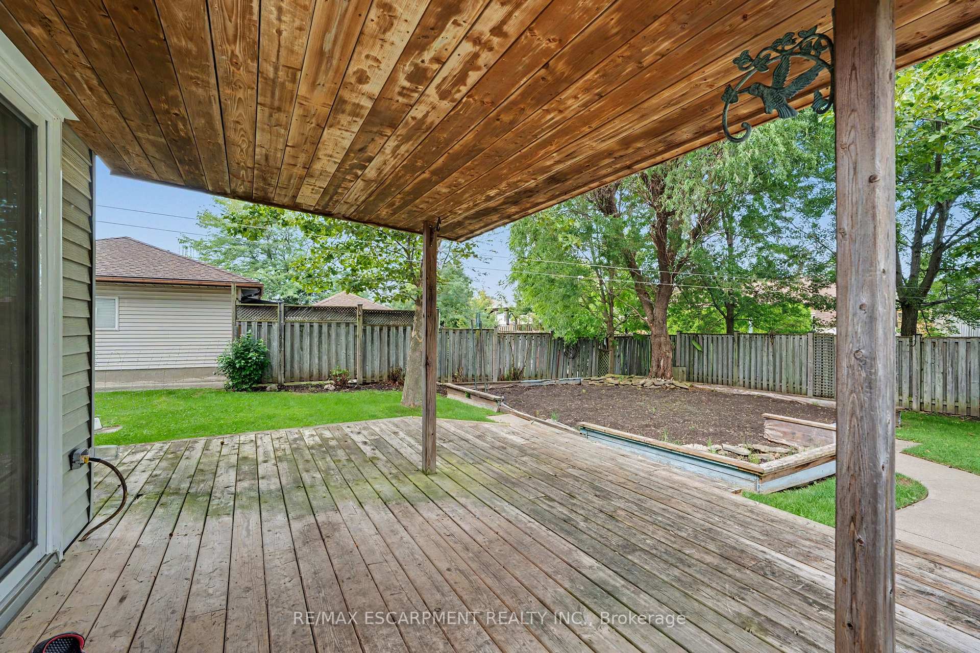 Photo 31 of 21 Farewell Crescent, West Lincoln, Smithville — HOMEH
