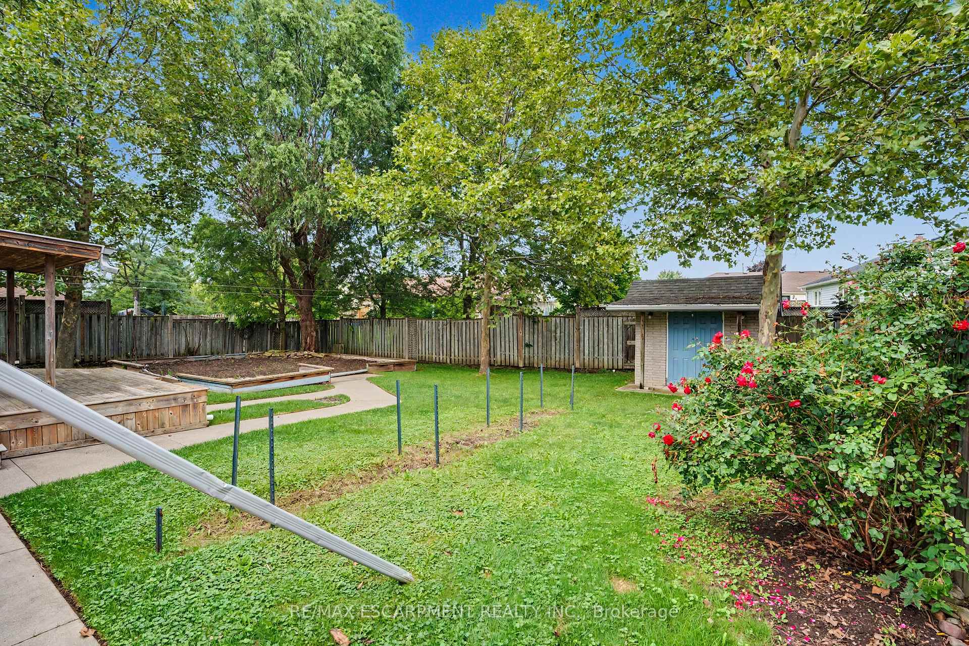 Photo 35 of 21 Farewell Crescent, West Lincoln, Smithville — HOMEH