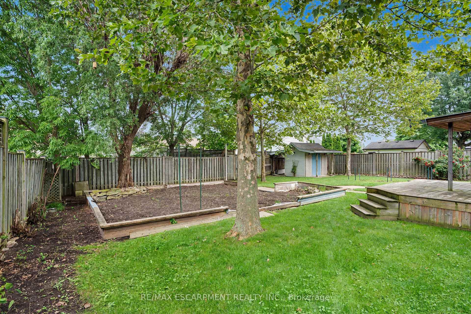 Photo 36 of 21 Farewell Crescent, West Lincoln, Smithville — HOMEH
