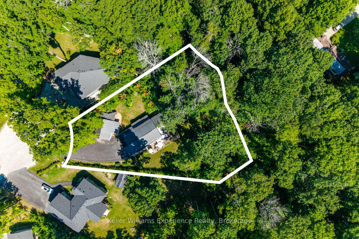 Photo 4 of 469 Parkview Court, Midland — HOMEH