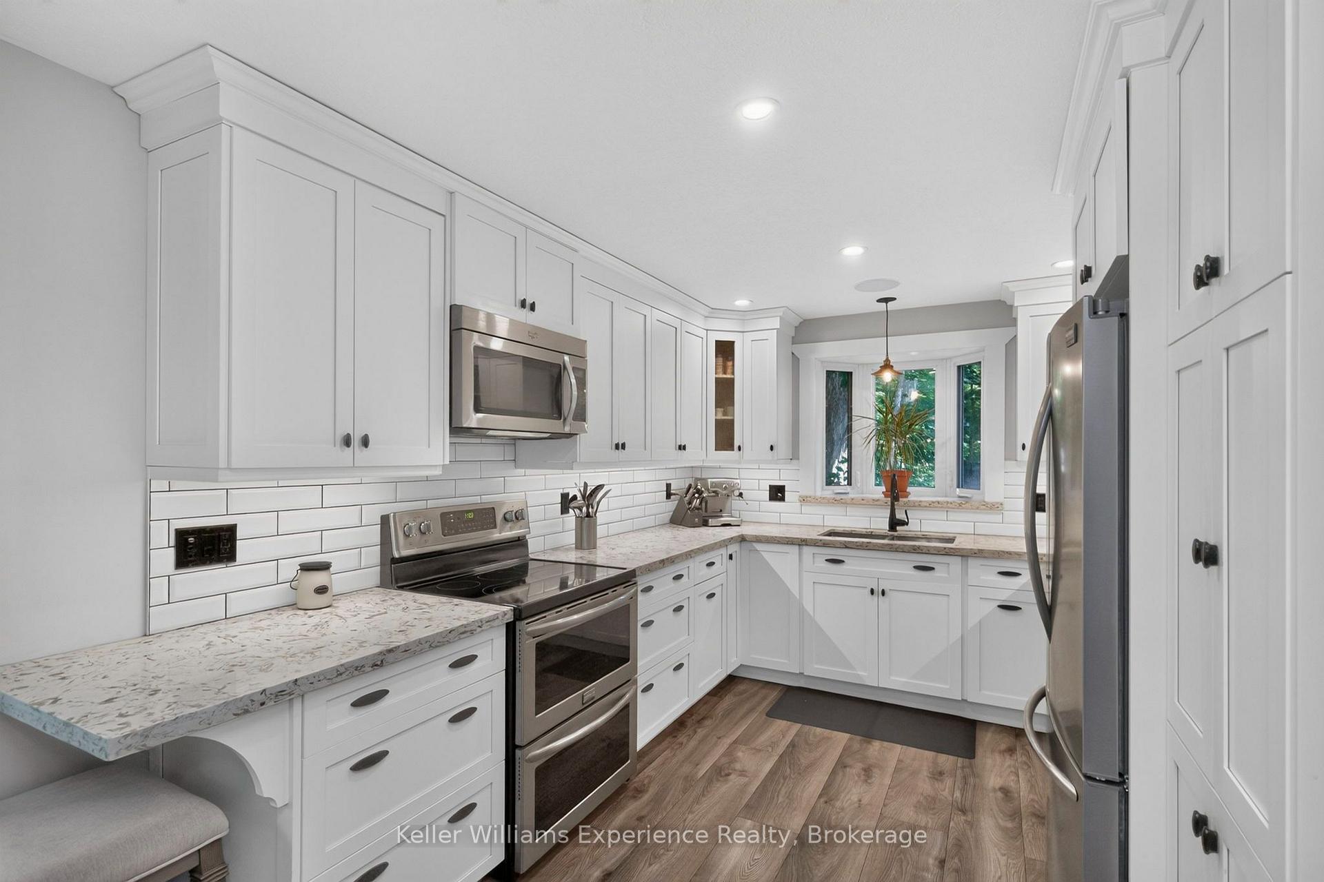 Photo 20 of 469 Parkview Court, Midland — HOMEH