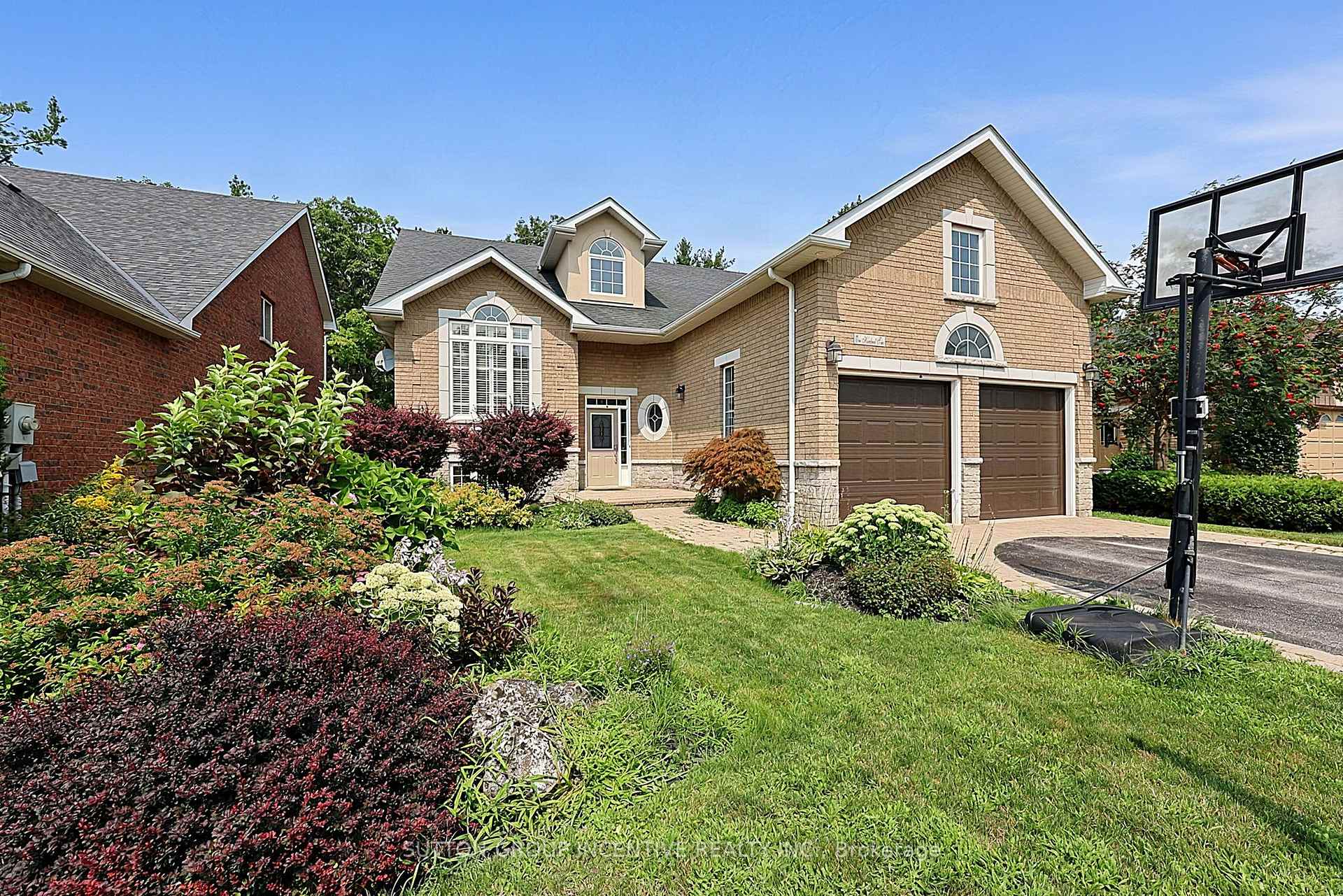 Photo 1 of 102 Cumming Drive, Barrie, Ardagh — HOMEH