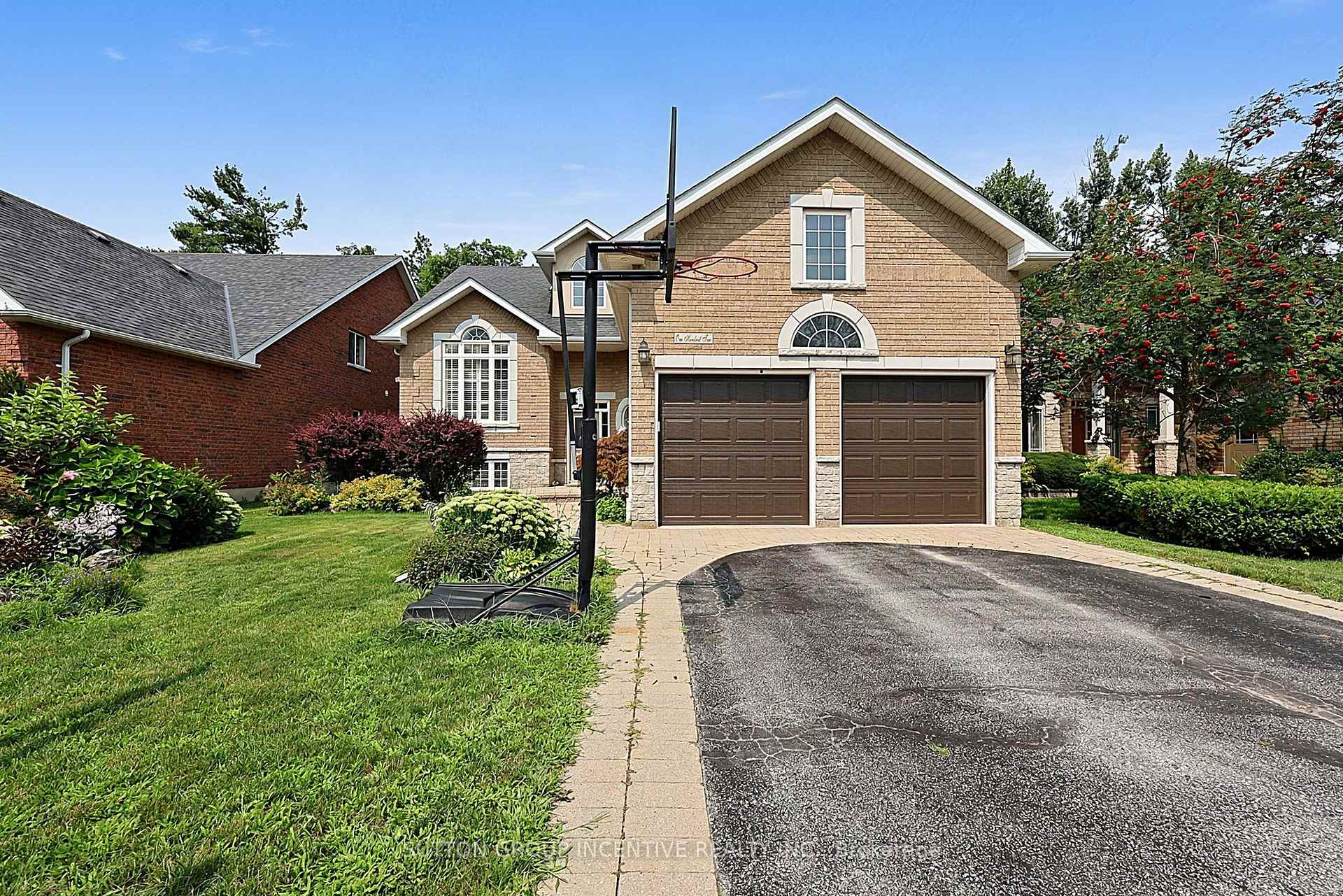 Photo 15 of 102 Cumming Drive, Barrie, Ardagh — HOMEH