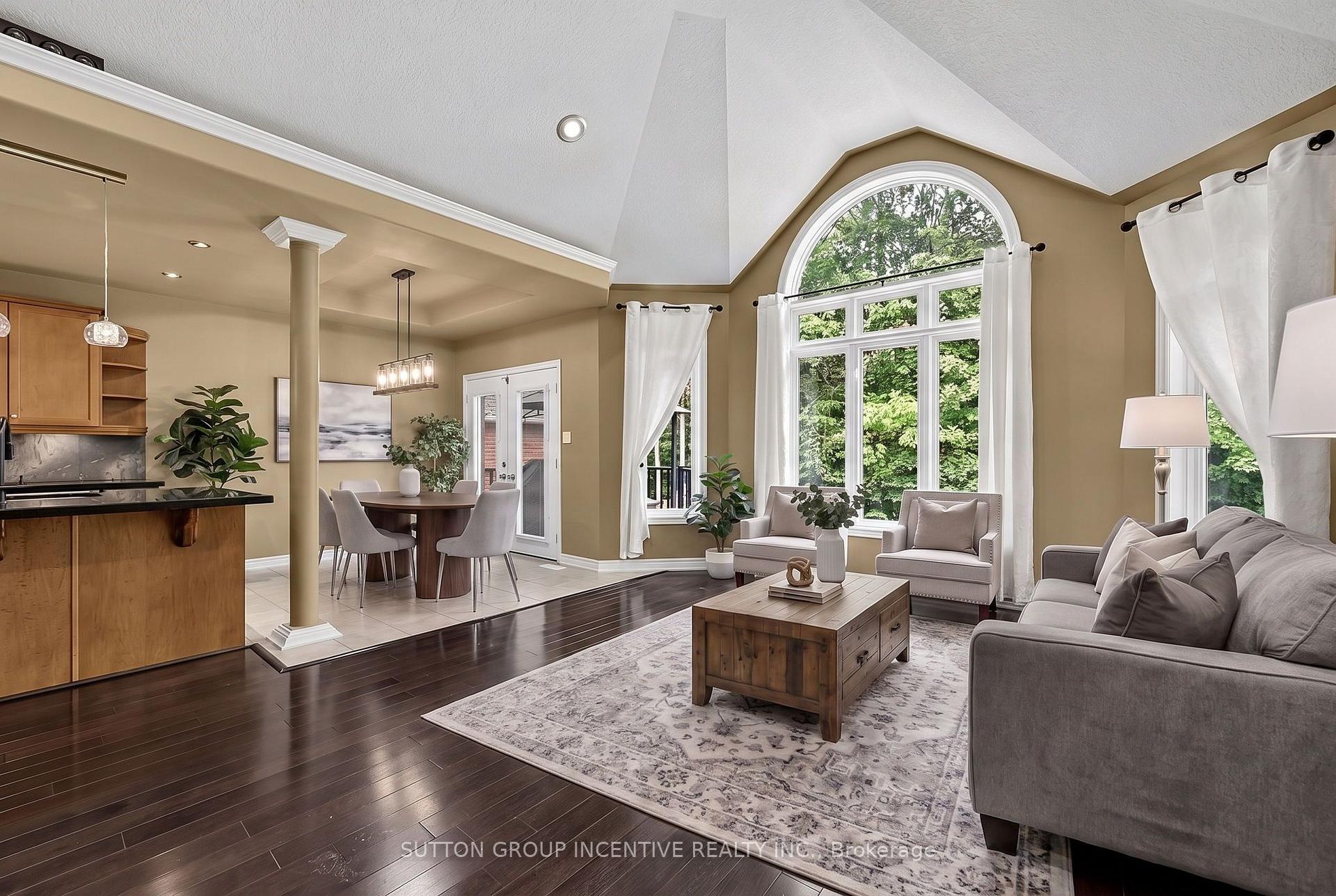 Photo 19 of 102 Cumming Drive, Barrie, Ardagh — HOMEH