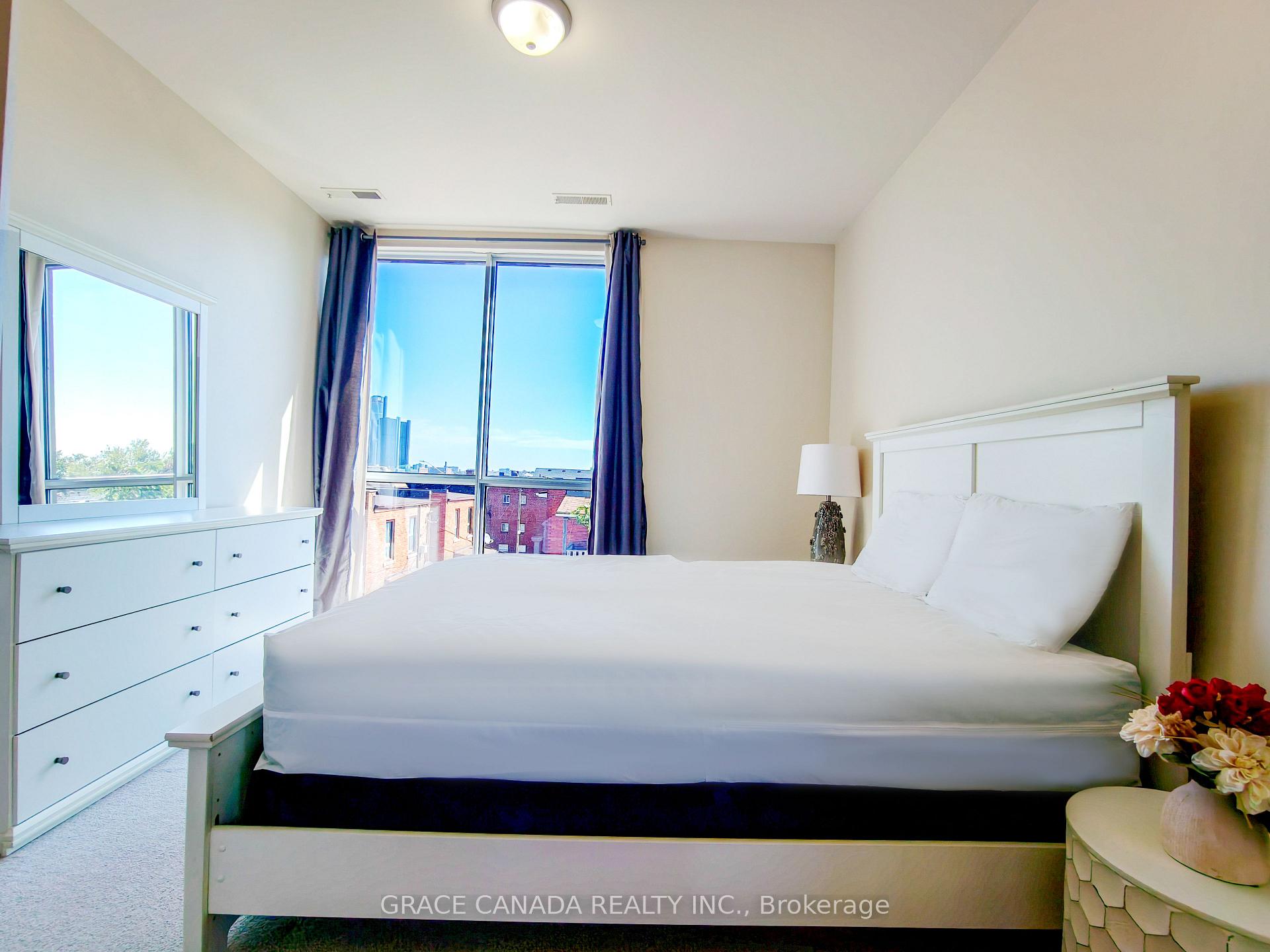 Photo 16 of Unit 308, 1225 Riverside Drive W, Windsor — HOMEH