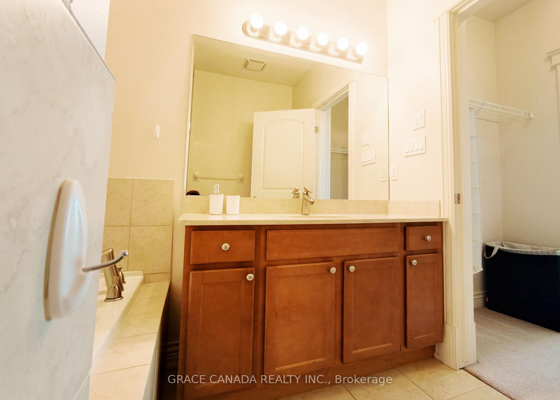 Photo 19 of Unit 308, 1225 Riverside Drive W, Windsor — HOMEH