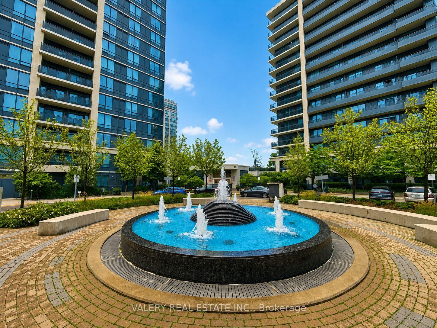 Photo 3 of Unit 408, 75 North Park Drive, Vaughan, Beverley Glen — HOMEH