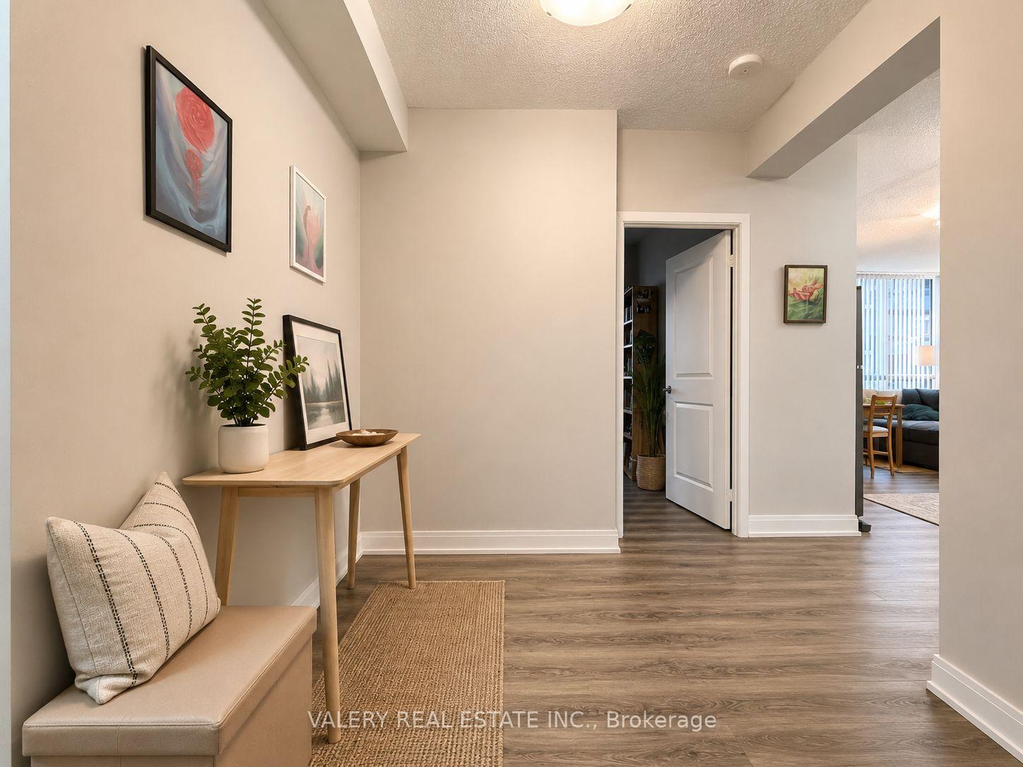 Photo 6 of Unit 408, 75 North Park Drive, Vaughan, Beverley Glen — HOMEH
