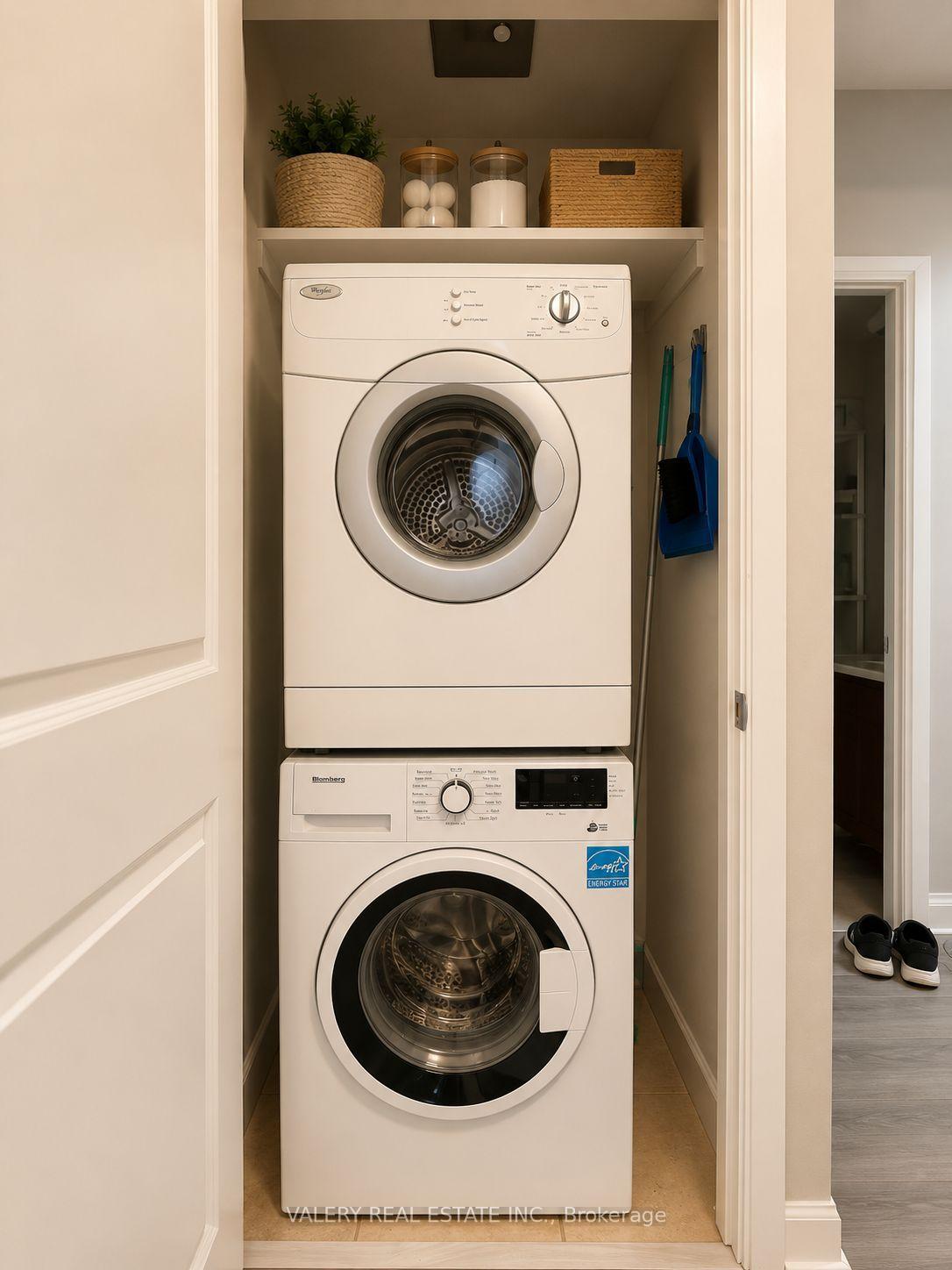 Photo 17 of Unit 408, 75 North Park Drive, Vaughan, Beverley Glen — HOMEH