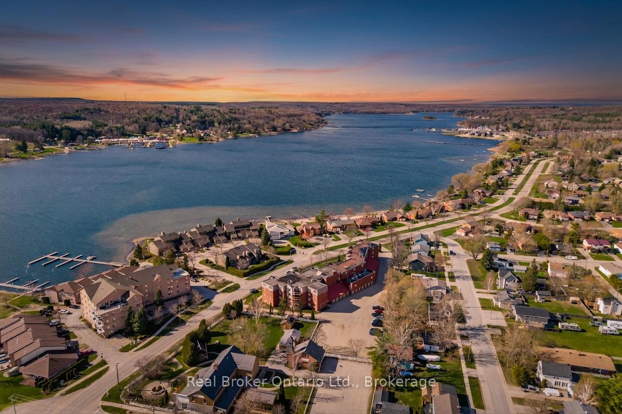 Photo of Unit 402, 11 Beck Boulevard
