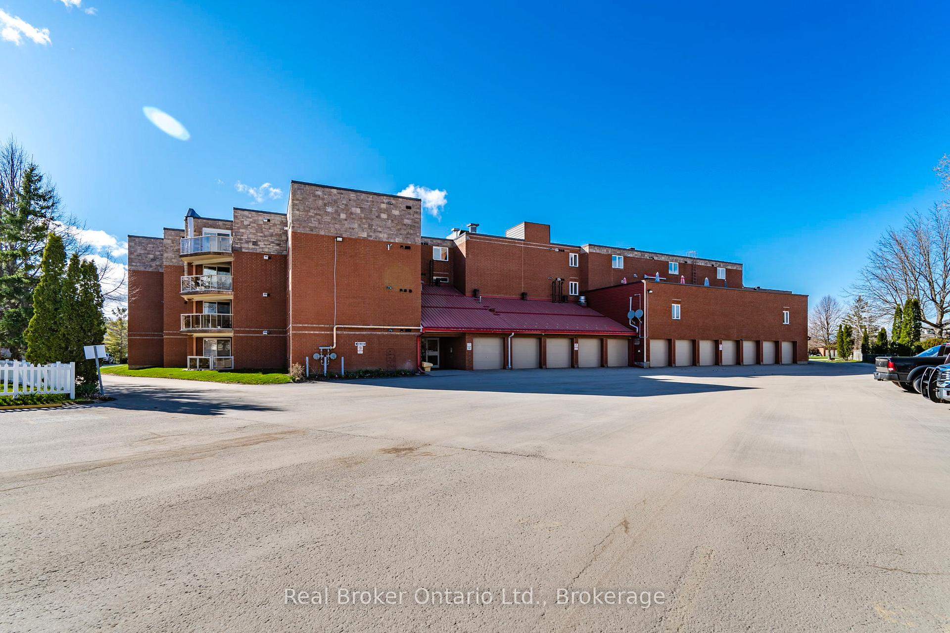 Photo 19 of Unit 402, 11 Beck Boulevard, Penetanguishene — HOMEH